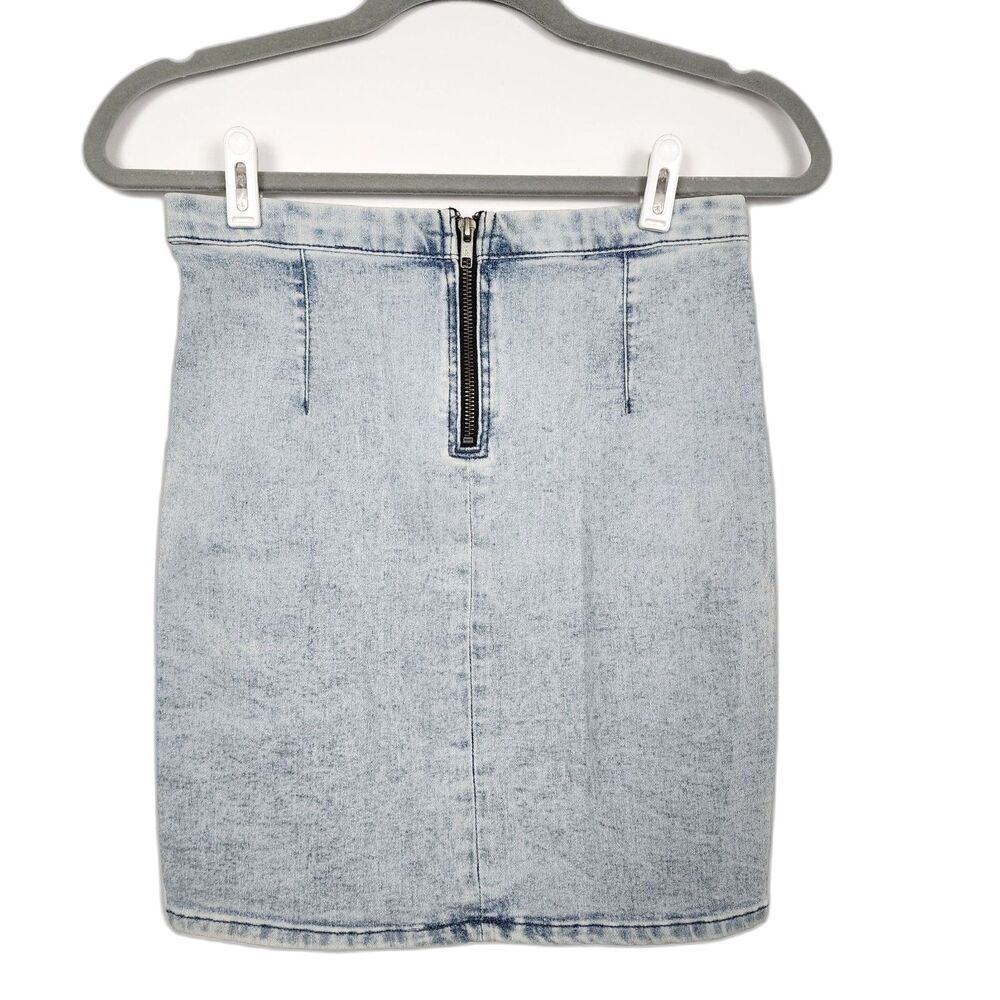 Topshop Moto Stretch Denim Mini Skirt Bodycon Light Acid Wash Size 28 US 6 UK 10 - Picture 2 of 7